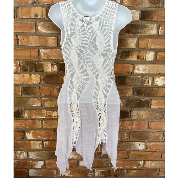 Vivid Importers of NY Women’s White Sleeveless Boho Crochet Swimsuit Coverup - Picture 2 of 7